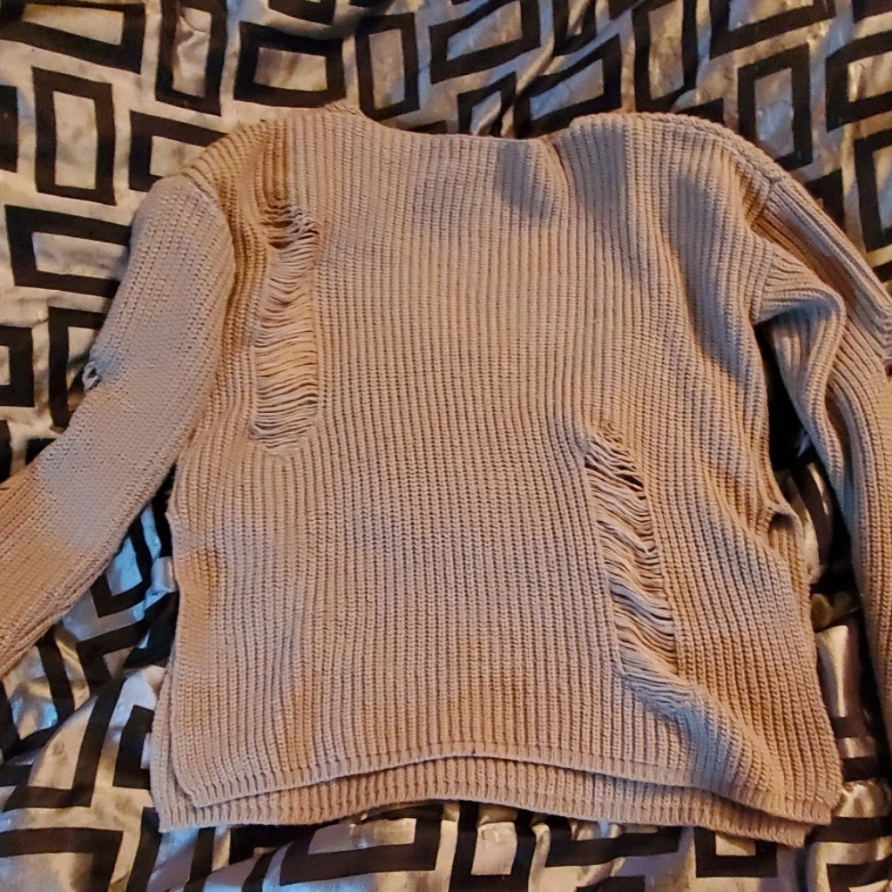 Sweater - Picture 3 of 4